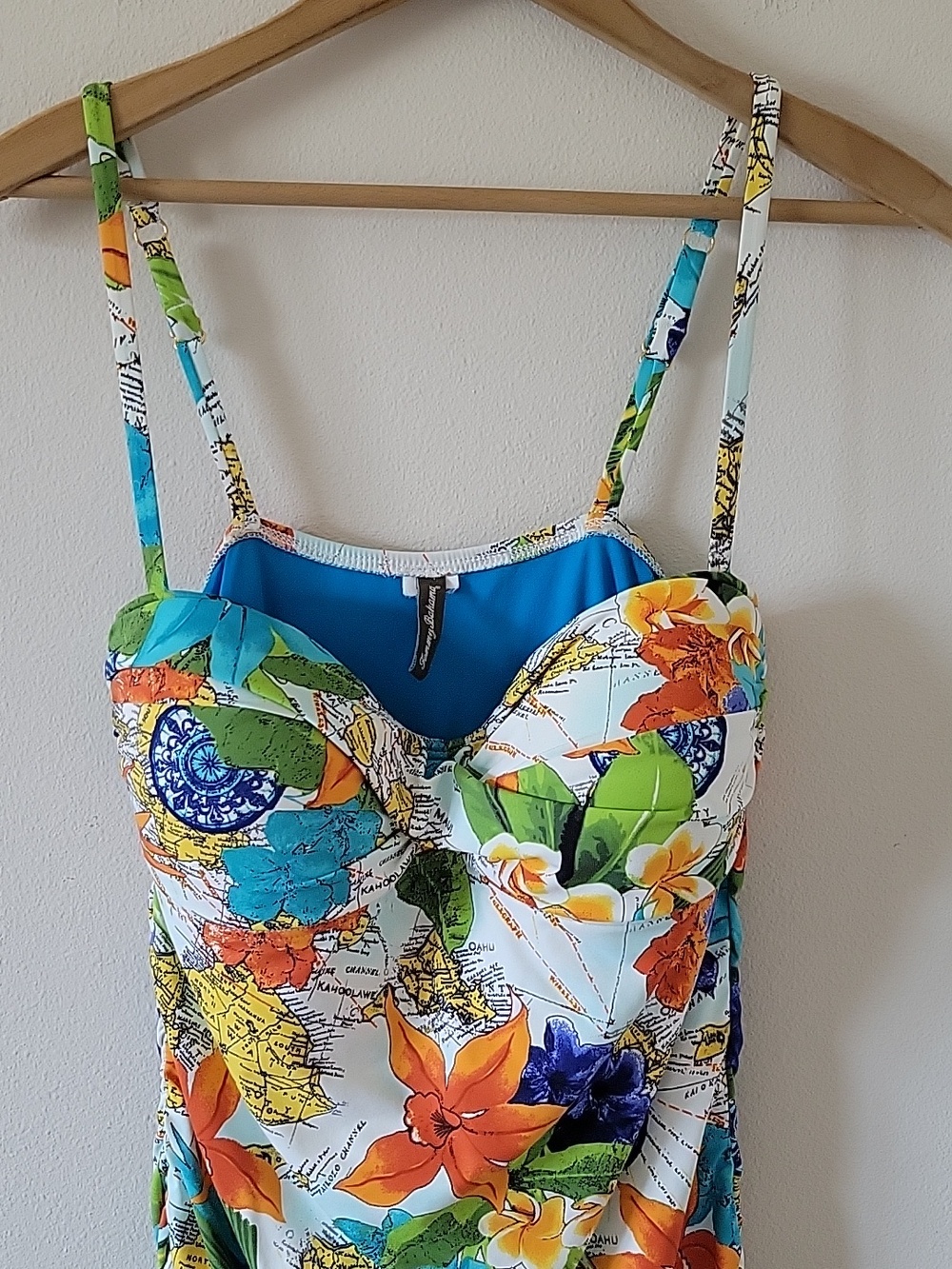 Tommy Bahama Map Print Twist Front Cup Skirted One Piece Swimsuit Size 10 - Picture 2 of 7